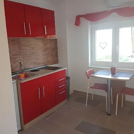 Megi * Biograd Na Moru