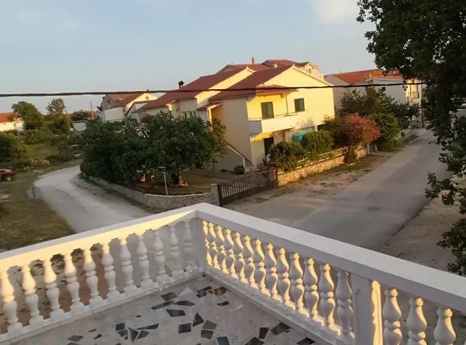 Megi Apartman Biograd Na Moru